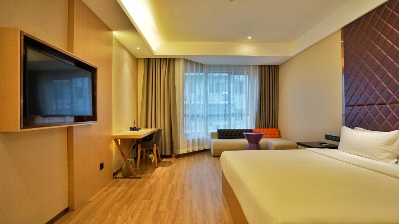 Ibis Styles Hangzhou Chaowang Road Hotel Екстериор снимка